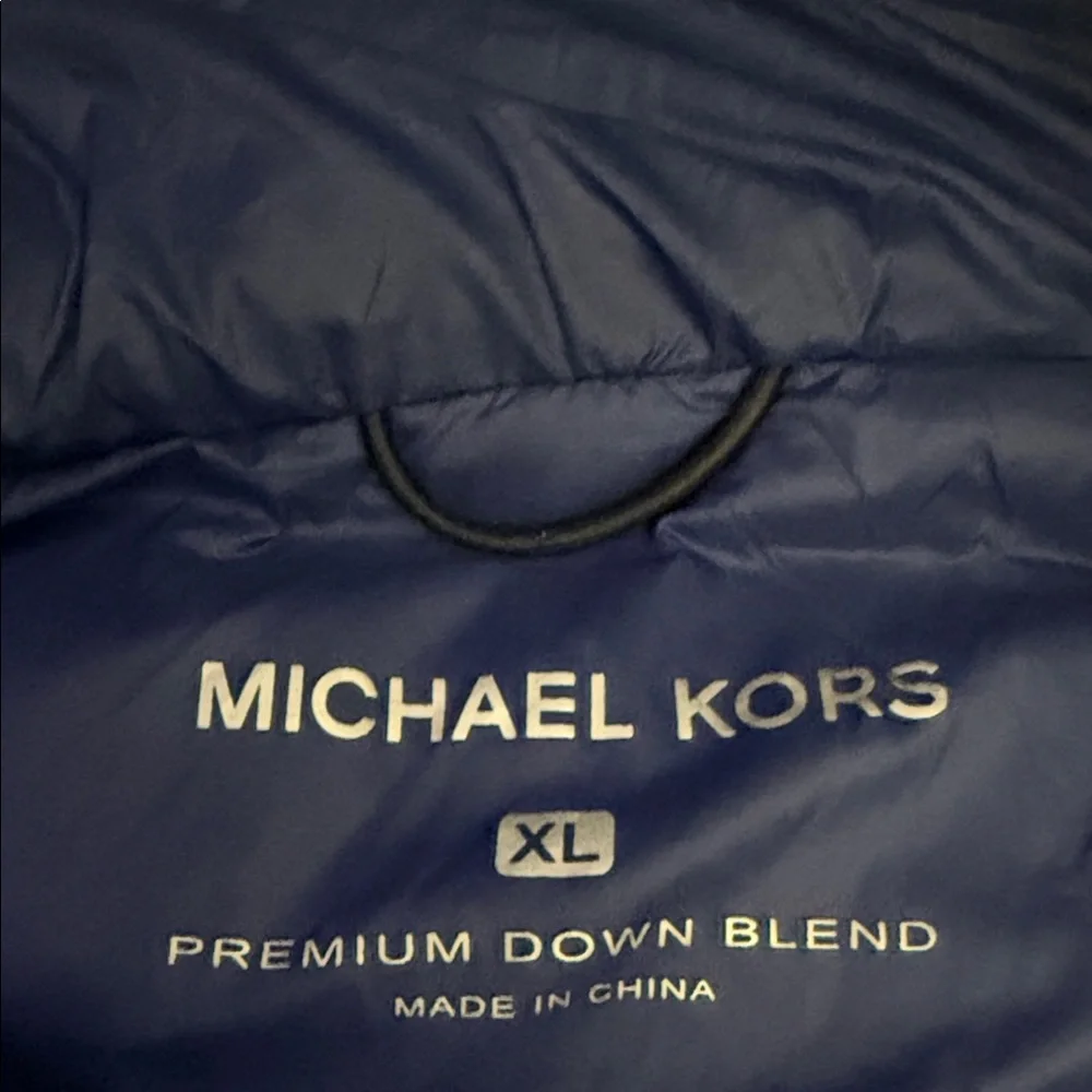 Men's Quilted Hooded Puffer Jacket - Black - Picture 2 of 2